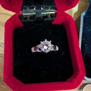 Elegant Silver and Pink Gemstone Ring